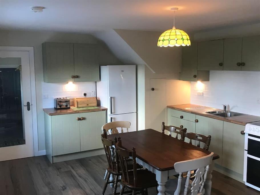 Mournes Family Cottage With Hot Tub Hilltown Bagian luar foto
