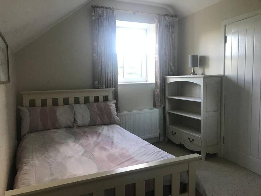 Mournes Family Cottage With Hot Tub Hilltown Bagian luar foto
