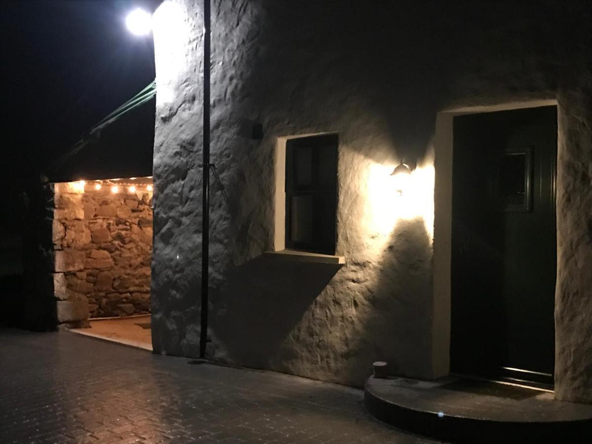 Mournes Family Cottage With Hot Tub Hilltown Bagian luar foto