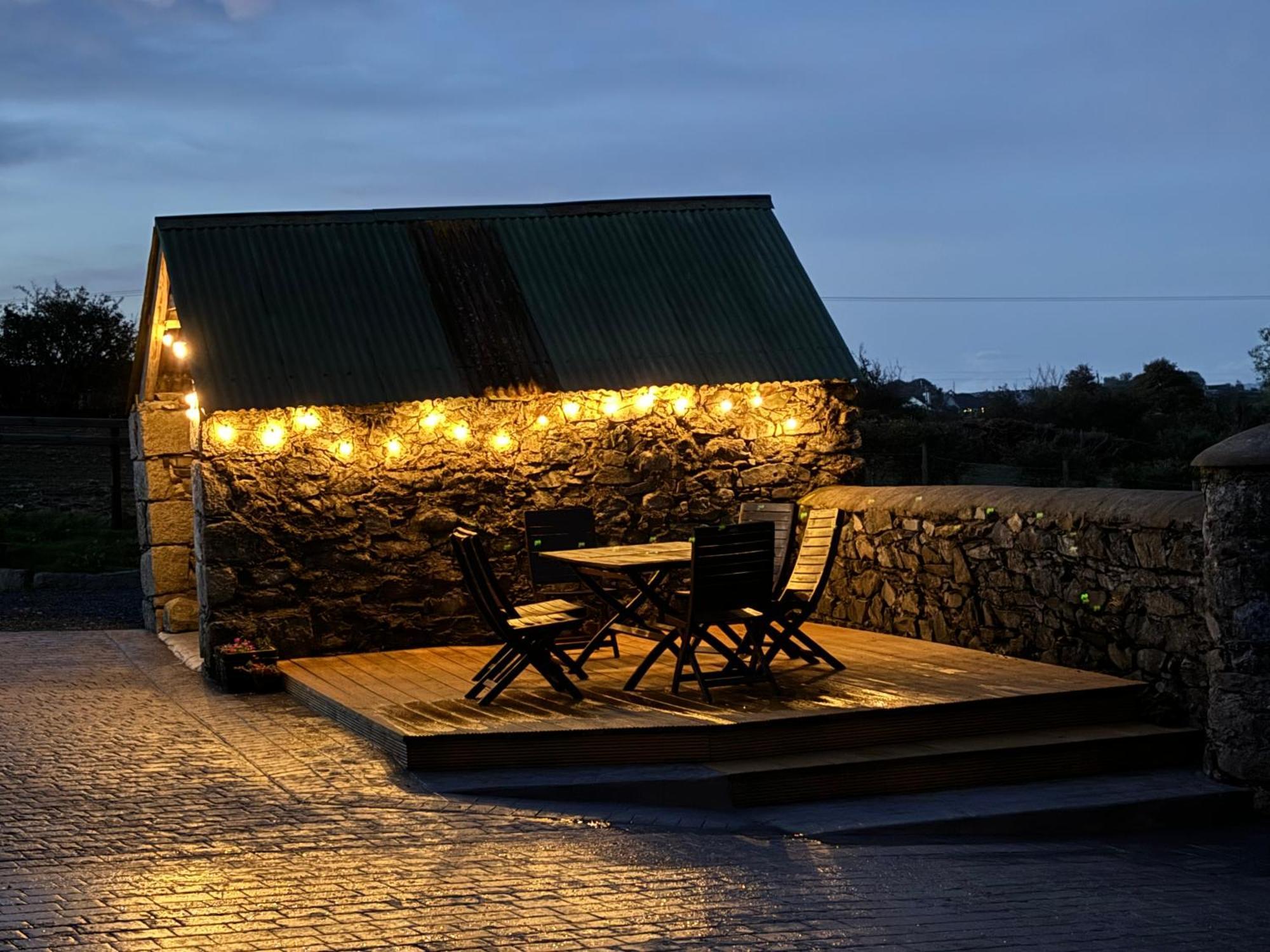 Mournes Family Cottage With Hot Tub Hilltown Bagian luar foto