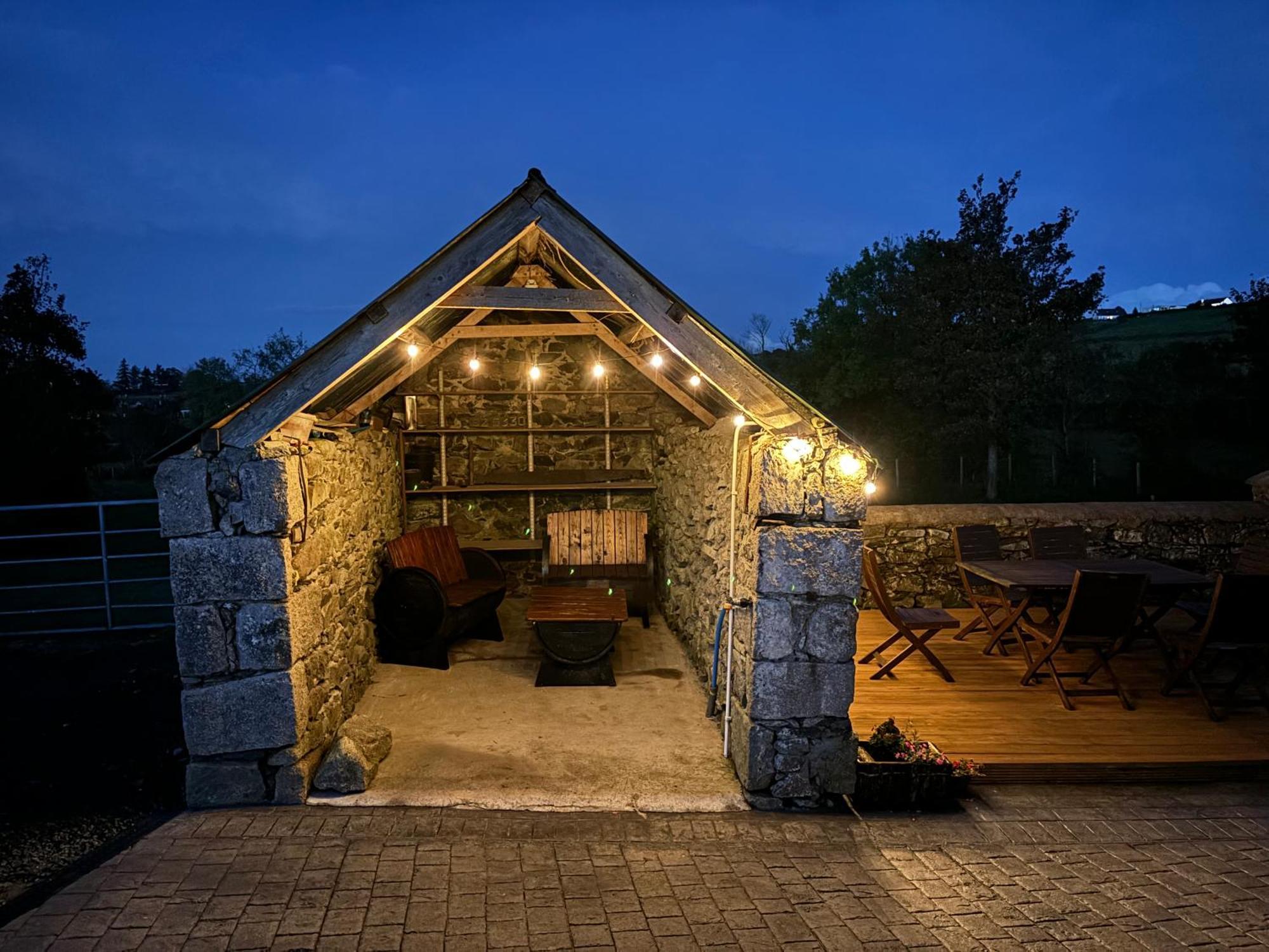 Mournes Family Cottage With Hot Tub Hilltown Bagian luar foto